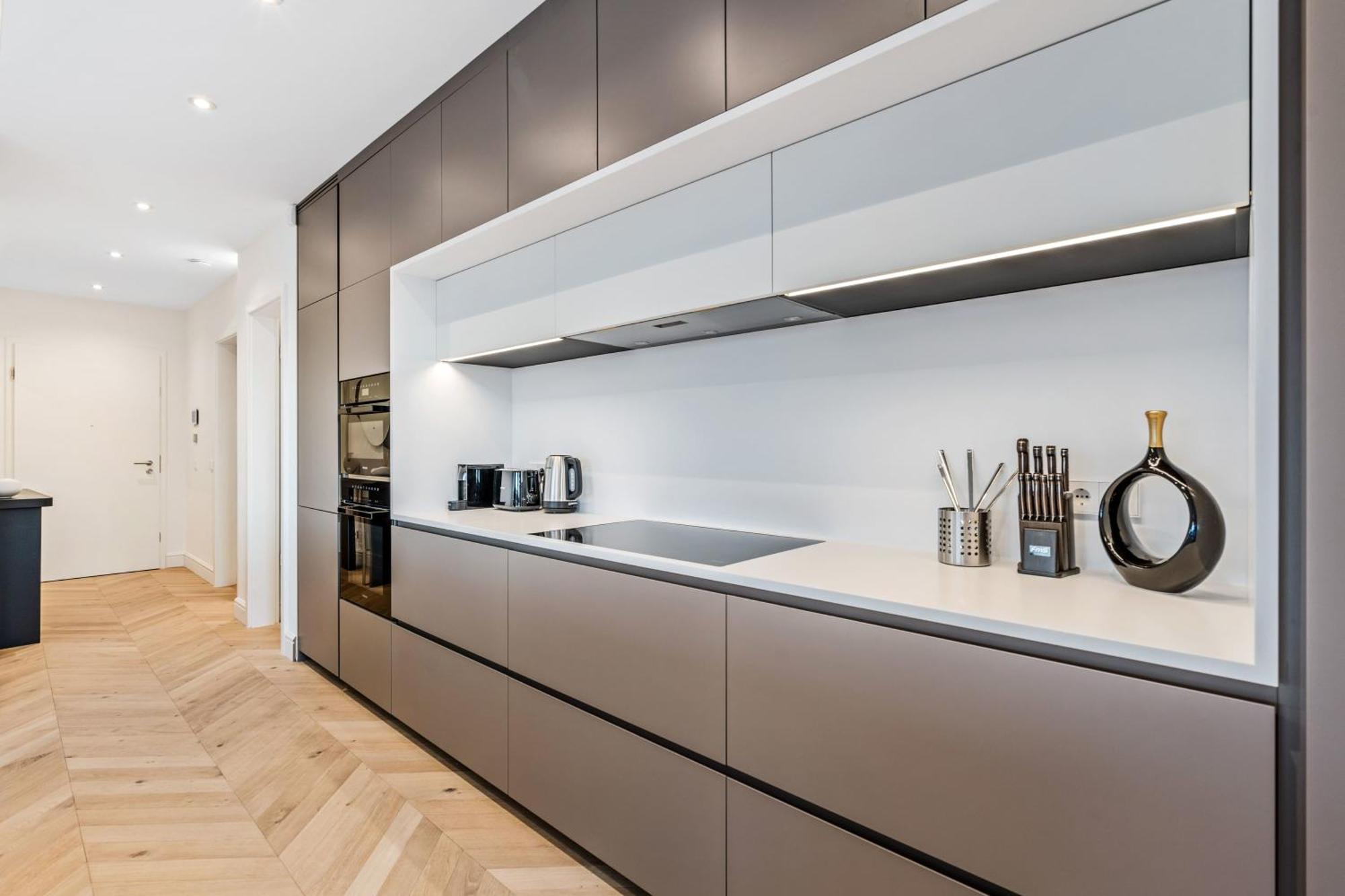 Luxurious 3br Apt With Jacuzzi In Central Lux Appartamento
