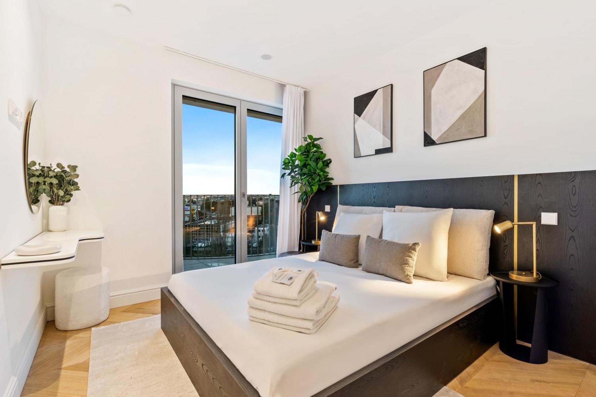 Luxurious 3br Apt With Jacuzzi In Central Lux Appartamento